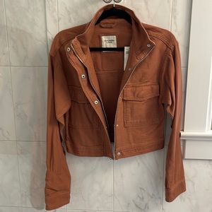 Abercrombie Cropped jacket - size small